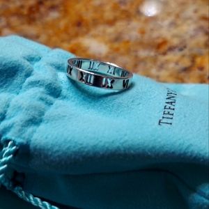 Tiffany & Co. Atlas Narrow Ring